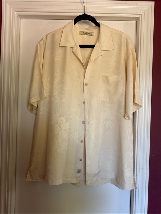 Tommy Bahama Other - Tommy Bahama Cream Tropical Button-Down Short Sleeve Shirt